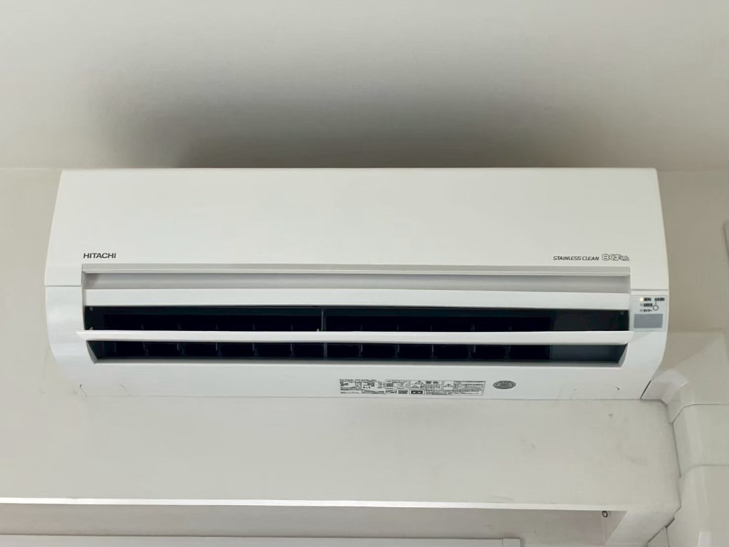 【マンション】エアコン分解洗浄・日立 白くまくん（STAINLESS CLEAN）の内部汚れを徹底除去の施工後写真4