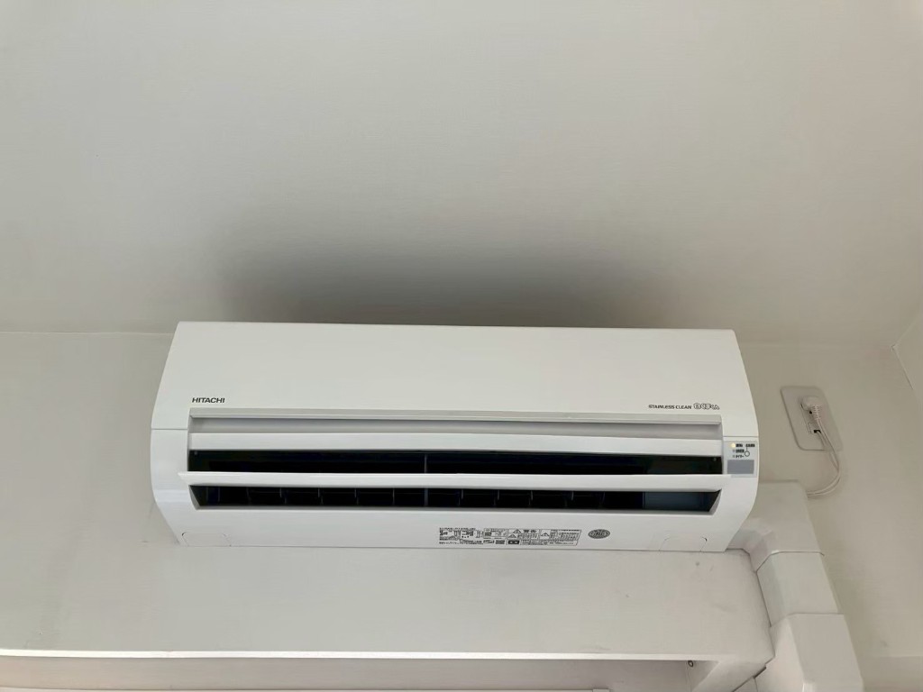 【マンション】エアコン分解洗浄・日立 白くまくん（STAINLESS CLEAN）の内部汚れを徹底除去の施工後写真6